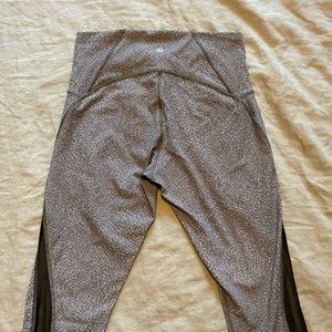 Lululemon cropped leggings